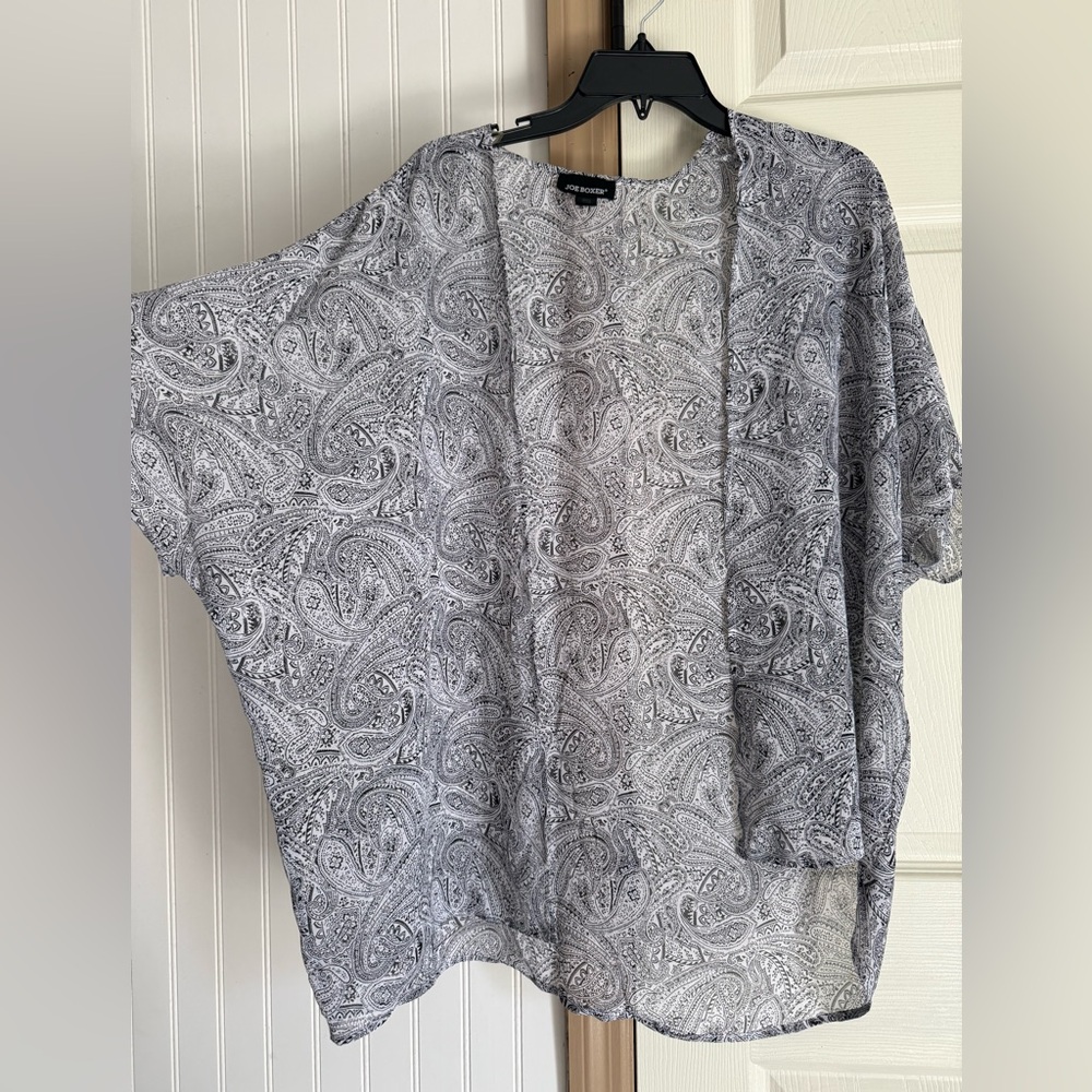 Joe Boxer Gray Paisley Kimono Cardigan